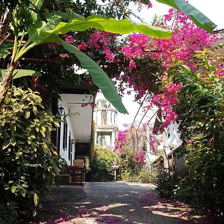 Boondee House Hotel Mehongszon Kültér fotó